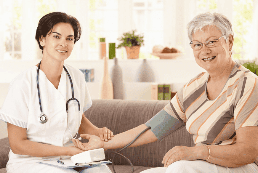 Caregiving TIps: The 5 Benefits of Home Health Care Services